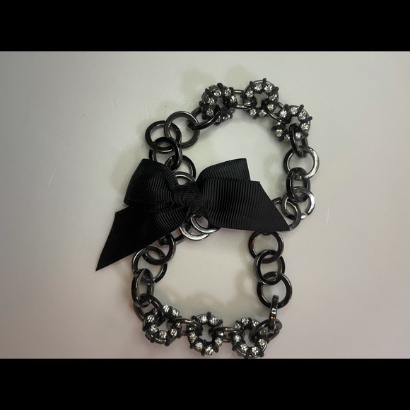 [Vera Wang] Black and Silver Faux Gem Chain Bracelet 🖤 - Picture 5 of 5